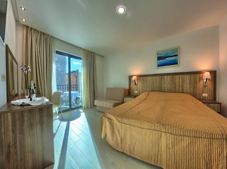 Hotel Nano Дрвеник Екстер'єр фото